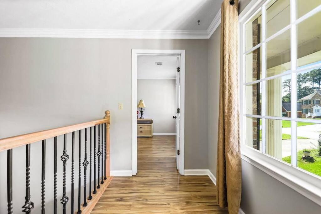 Lovely 5Bed, 3-Fullbath ! 5Min To Free Way I-85 Lawrenceville Luaran gambar